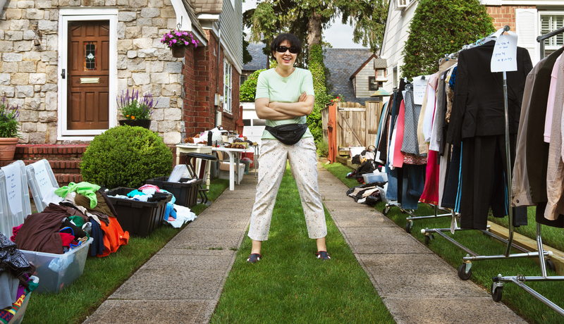 Get Organized with Personalized Hoarder Clean Up and Clutter Removal Service
